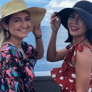 Meet your Posher, Jaqueline